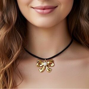 Gold Pearl bow choker necklace adjustable